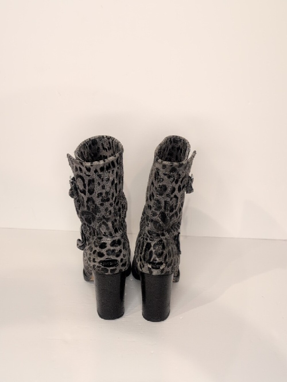 Jimmy Choo Gray Leopard-Print Mid-Calf Heeled Boots Size 36.5 - Picture 5 of 15